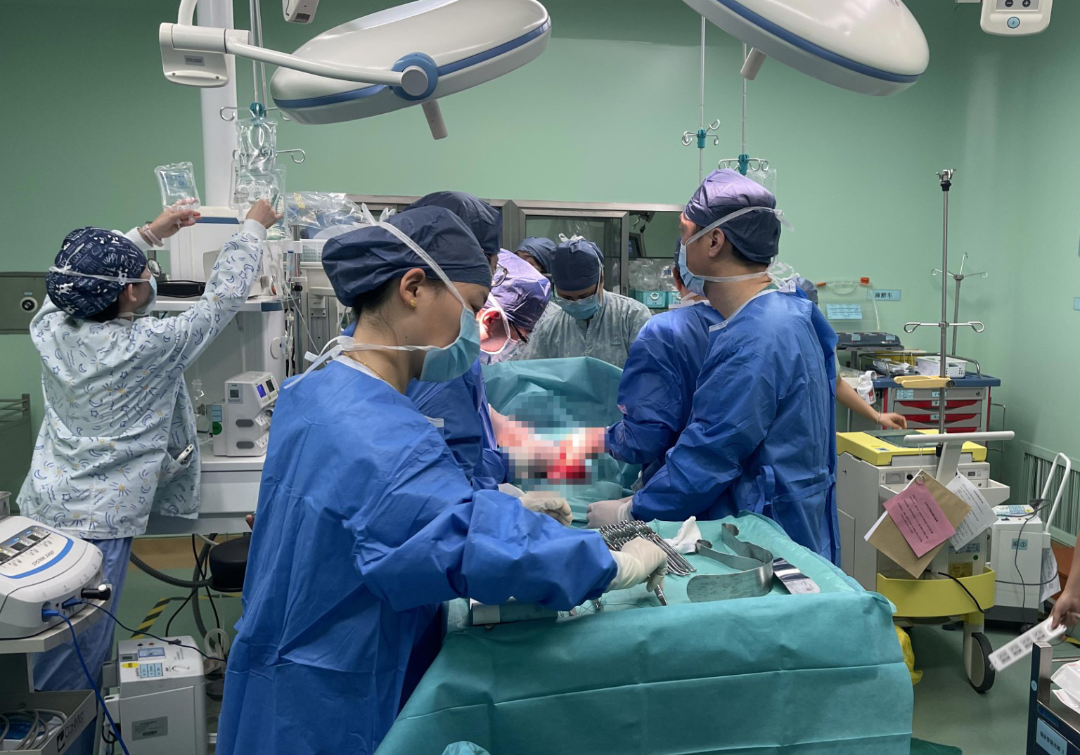 【爭(zhēng)分奪秒】我院成功救治工地胸腹擠壓傷患者